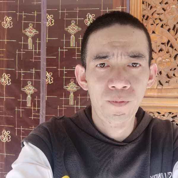 37岁岁云南单身帅哥 - 克拉玛依吉缘网