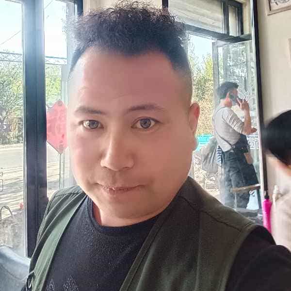 35岁岁山东单身帅哥 - 克拉玛依吉缘网